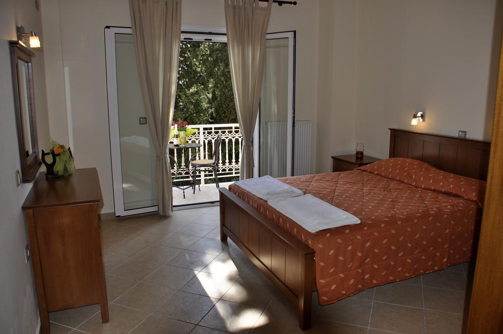 Stella'S Apartments Agios Gordios  Buitenkant foto